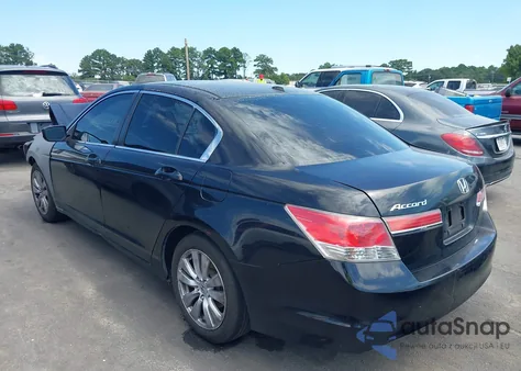 2012 Honda Accord 2.4 Ex-L из США, поврежденный, VIN 1HGCP2F82CA062484